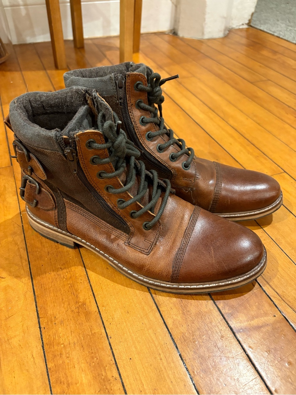 Crown Vintage Brown Leather Lace-Up Ankle Boots with Side Zip